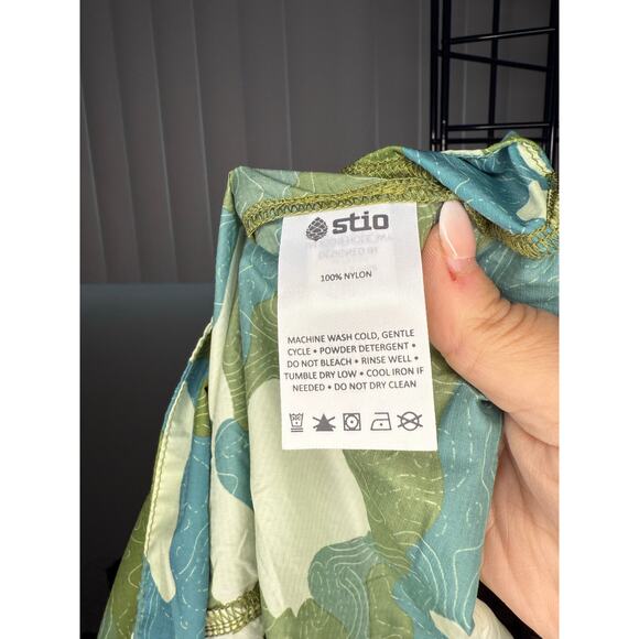 STIO Second Light Pullover SIZE S Green Camo Packable Lightweight Shell - Picture 3 of 5